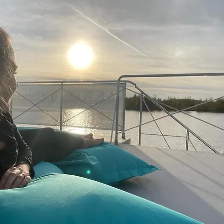 Apartman Hausboot Mit Sauna *